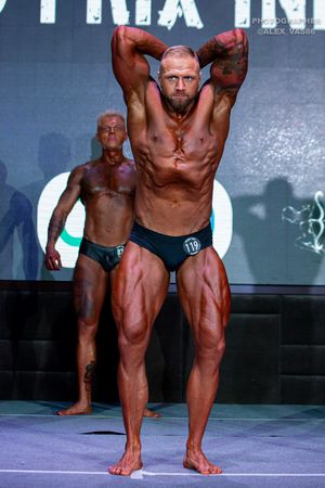 CLASSIC PHYSIQUE НОВИЧКИ